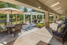 Sunrise-Assisted-Living-Bridgewater-NJ-Patio.jpg