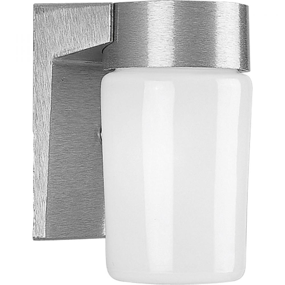 Cast Aluminum One-Light Wall Lantern